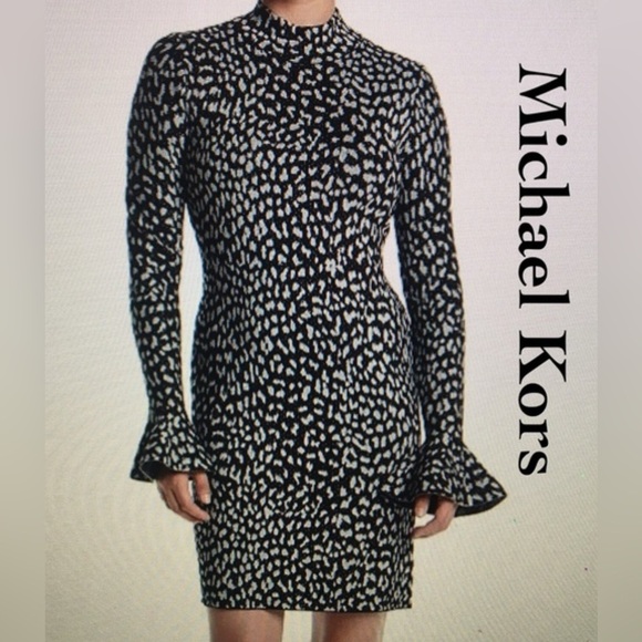 Michael Kors Dresses & Skirts - 👗NWT MICHAEL METALLIC DRESS WITH FLARED SLEEVES👗